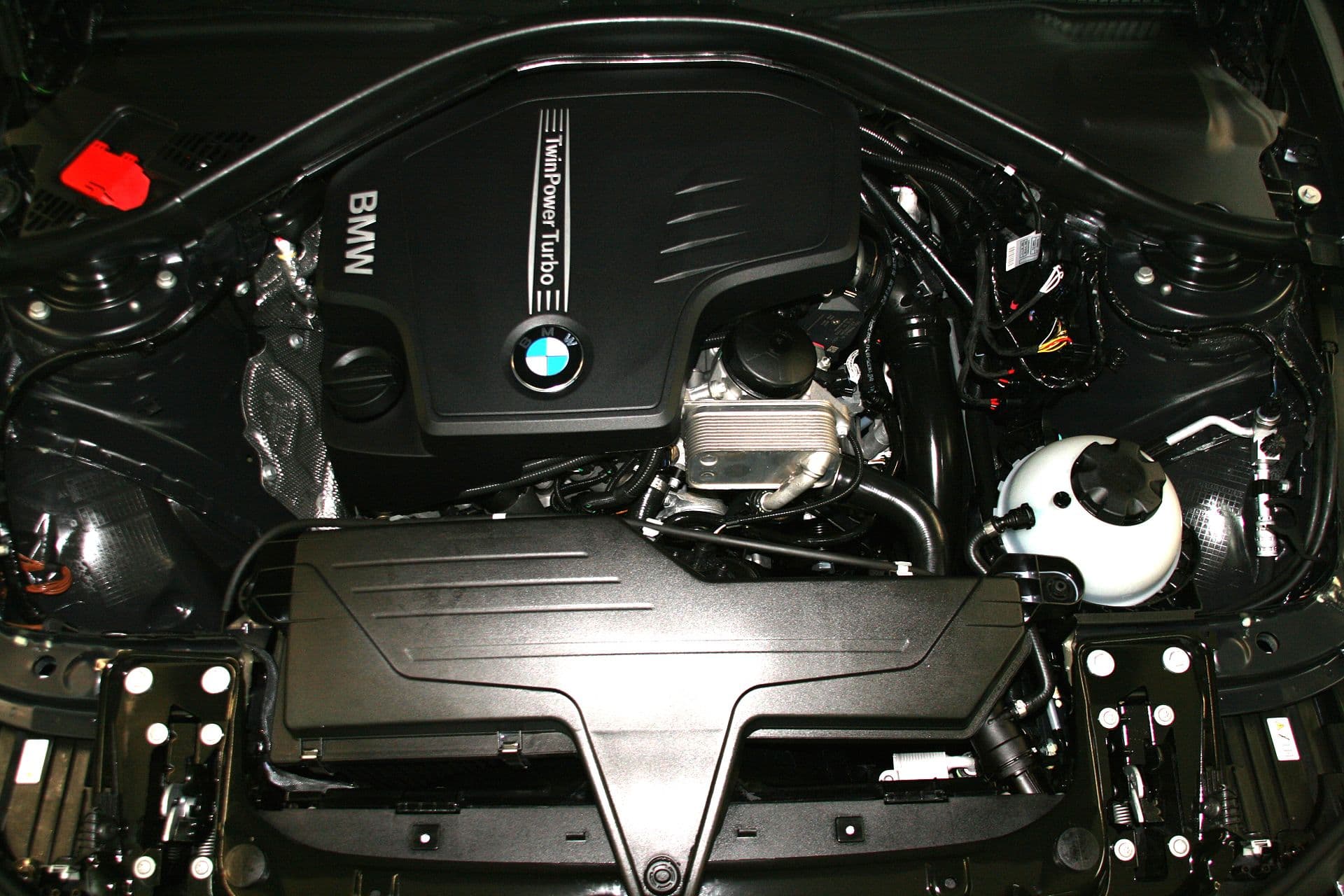 BMW N20 (2.0L Turbo 4-Cylinder) mechanical diagnostic platform layout